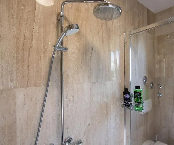 Bela Vista 4 Rustikales Apartman Volosko